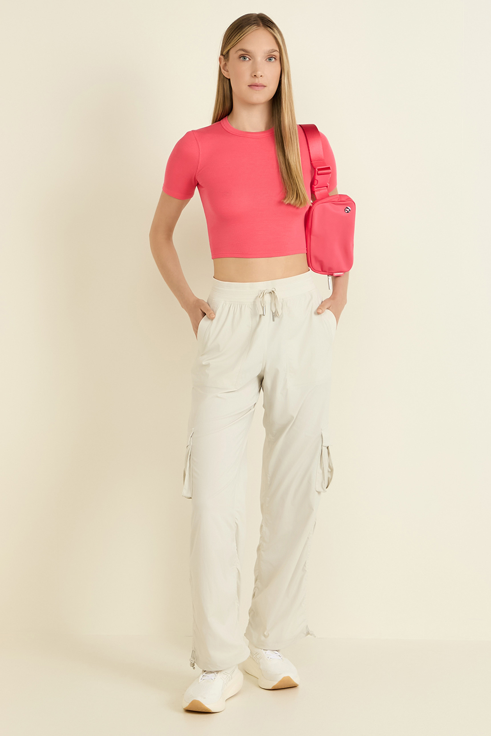 Hold Tight Straight Hem Cropped T-Shirt